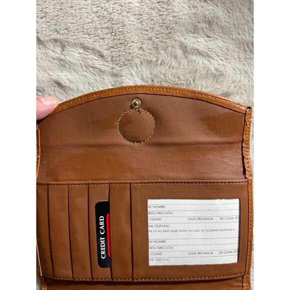 Dooney & Bourke Pebbled Leather Wallet W/ Coin Compartment & Card Slots - Picture 11 of 15